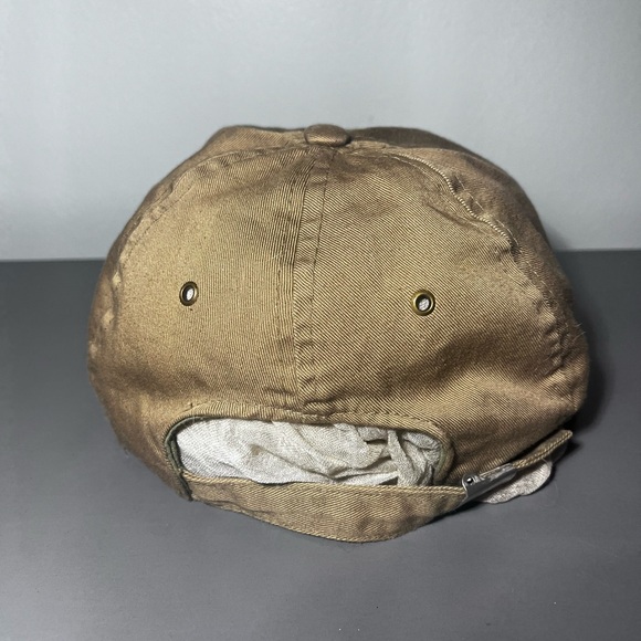 Vintage Flat Brim Hat with Crab drinking Beer - Picture 2 of 3